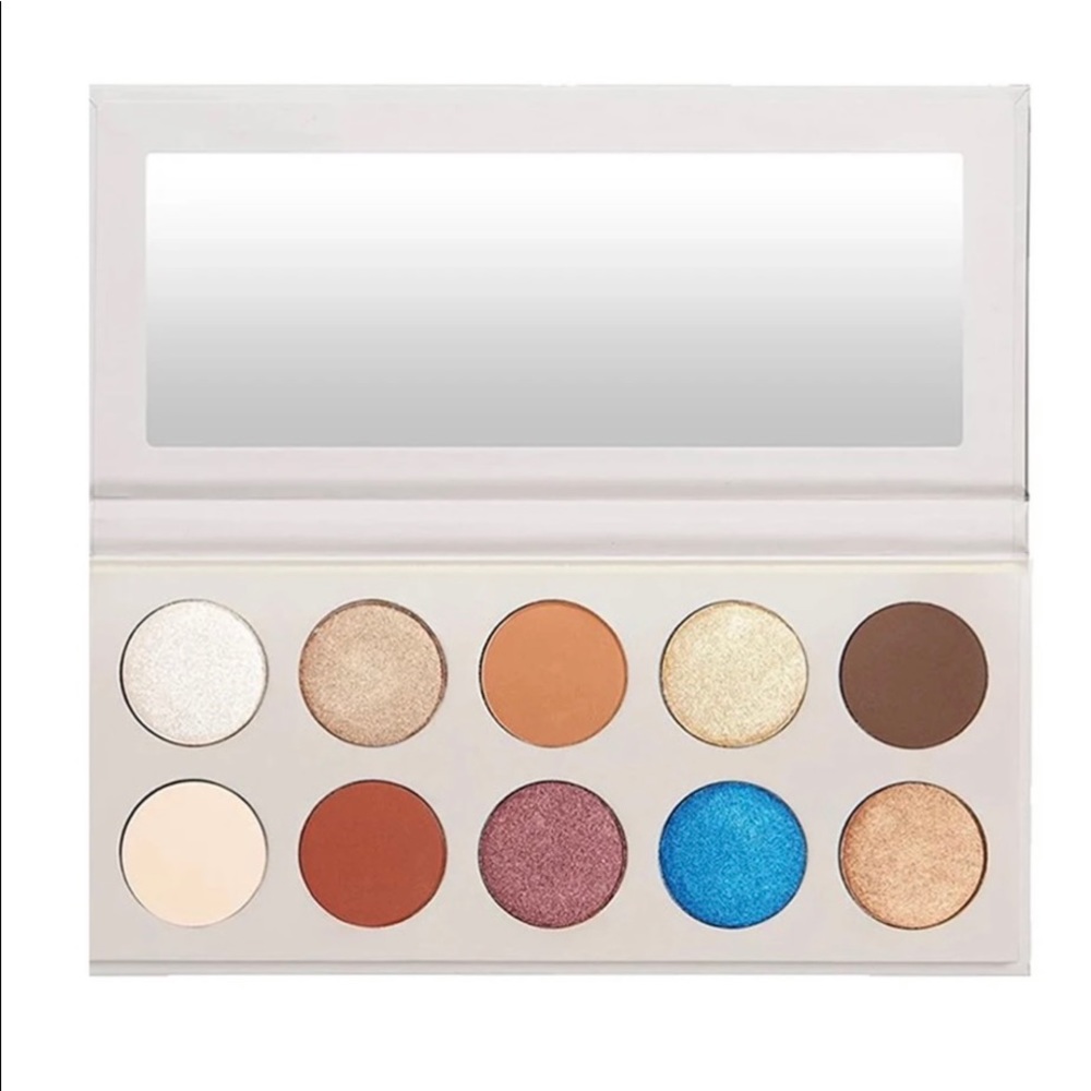 KKW x Mario eyeshadow palette